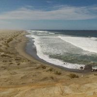 Les plages immenses du nord du Pérou 🌊😍

#alpagalemonde #puntabalcones #negritos #playa #pacifique #surf